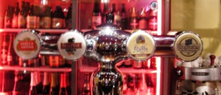 ドルフィンズ梅田店　生ビールタワー